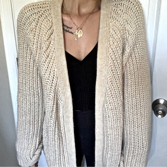 Chunky Knit Beige Long Sleeve Cardigan - Picture 3 of 16